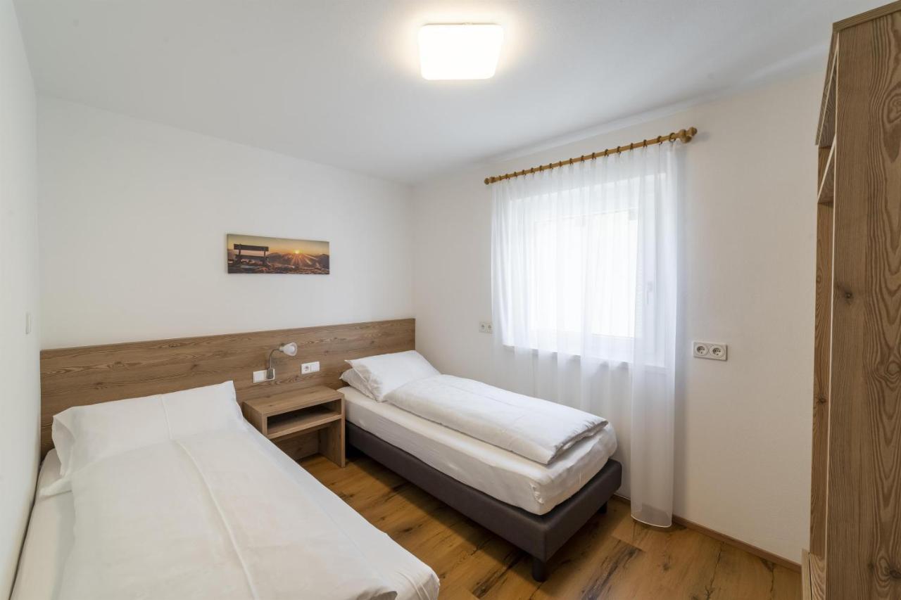 Apartments Gasser ラズン・ディ・ソプラ エクステリア 写真